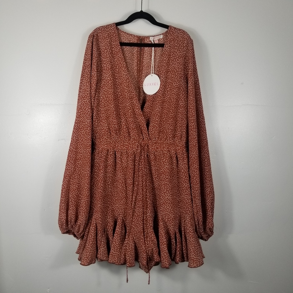 NWT LUXXEL DUSTY ORANGE POLKA DOT ROMPER SIZE SMALL